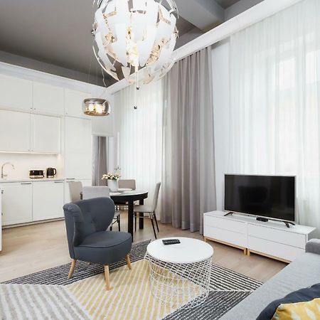 Apartment Krakow Arianska By Renters Prestige Luaran gambar