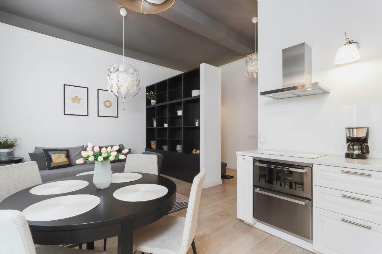 Apartment Krakow Arianska By Renters Prestige Luaran gambar
