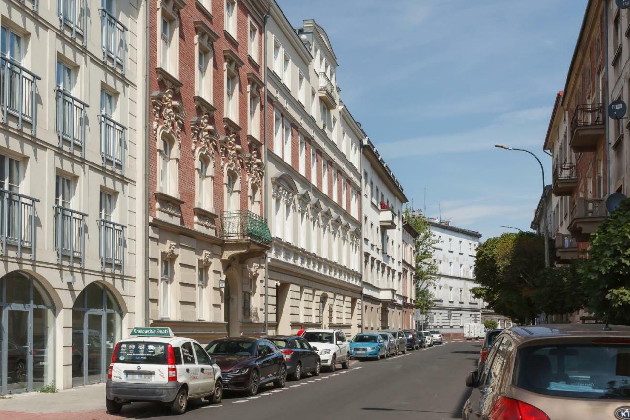 Apartment Krakow Arianska By Renters Prestige Luaran gambar