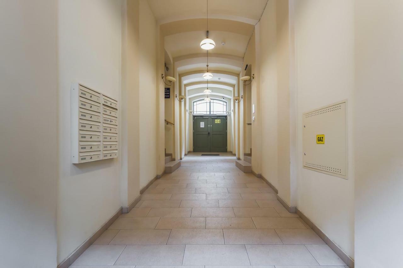 Apartment Krakow Arianska By Renters Prestige Luaran gambar